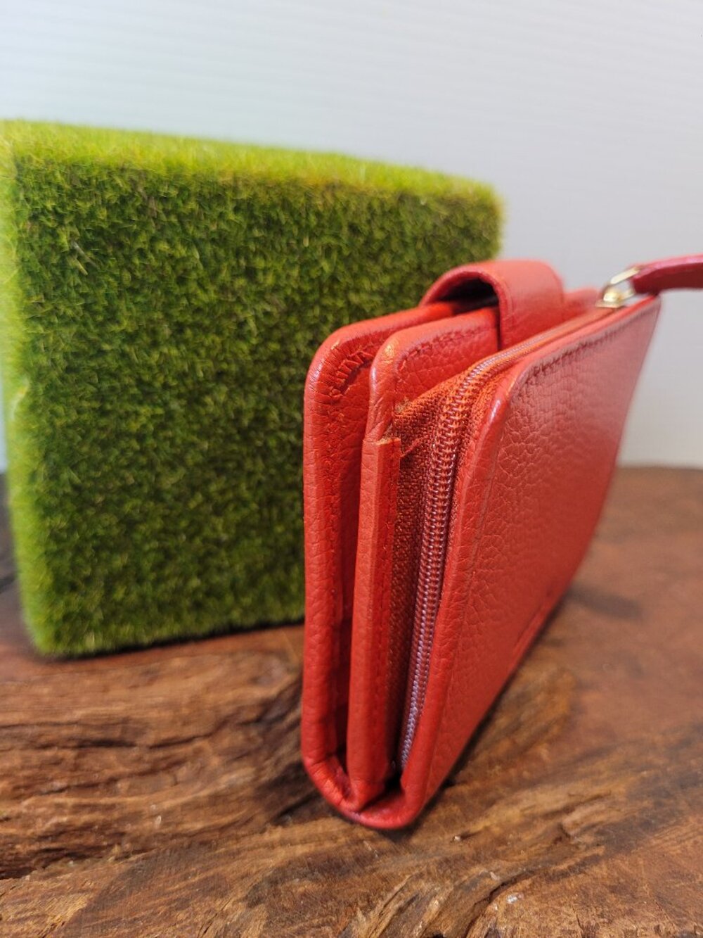 Timberland Red Wallet - Picture 2 of 7